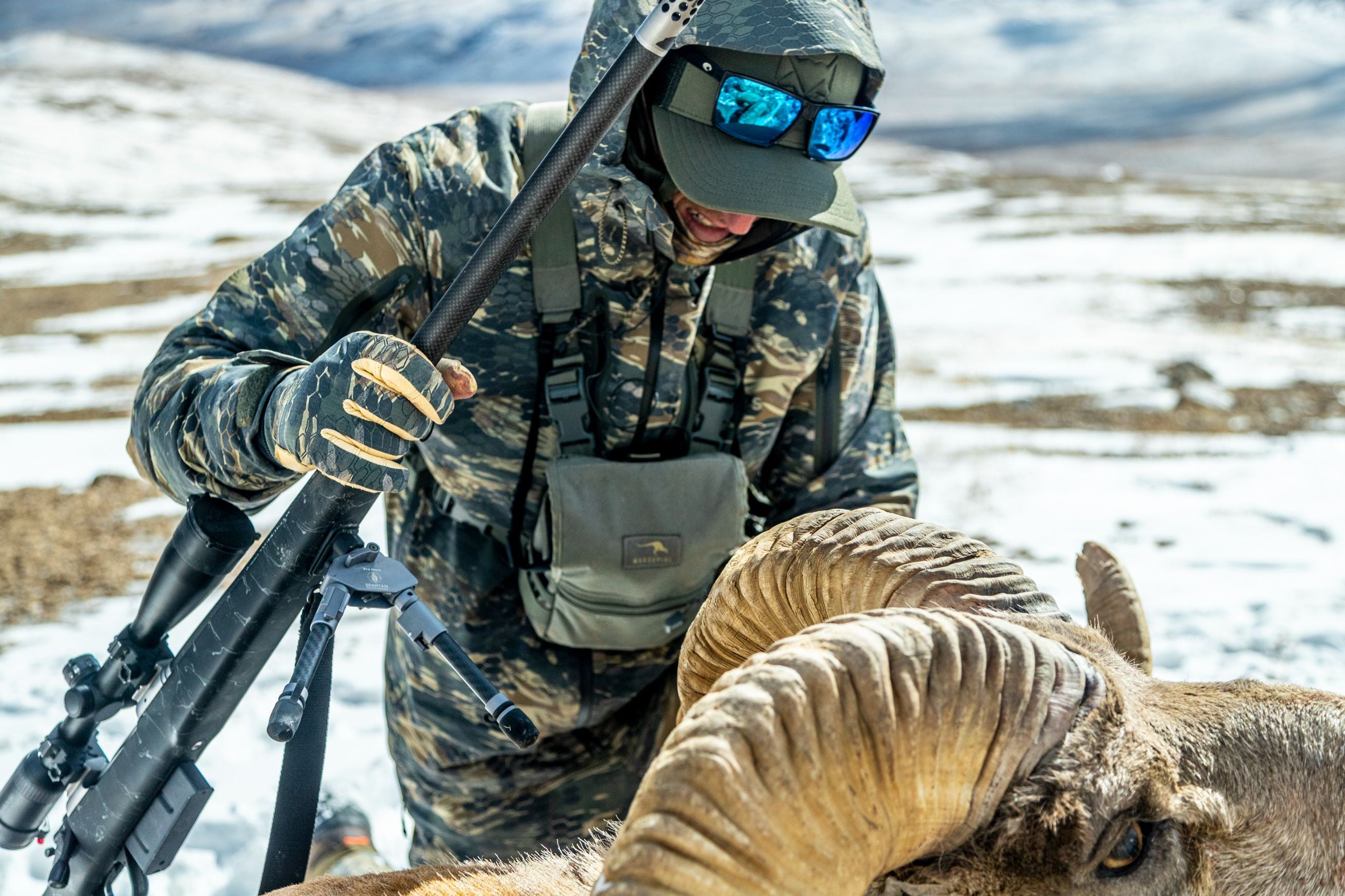 CANIS Films:  Sneak Peak at "Hunting Tian Shan"